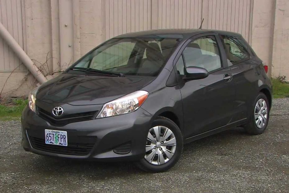 2012 Toyota Yaris Le 3-Door - Youtube