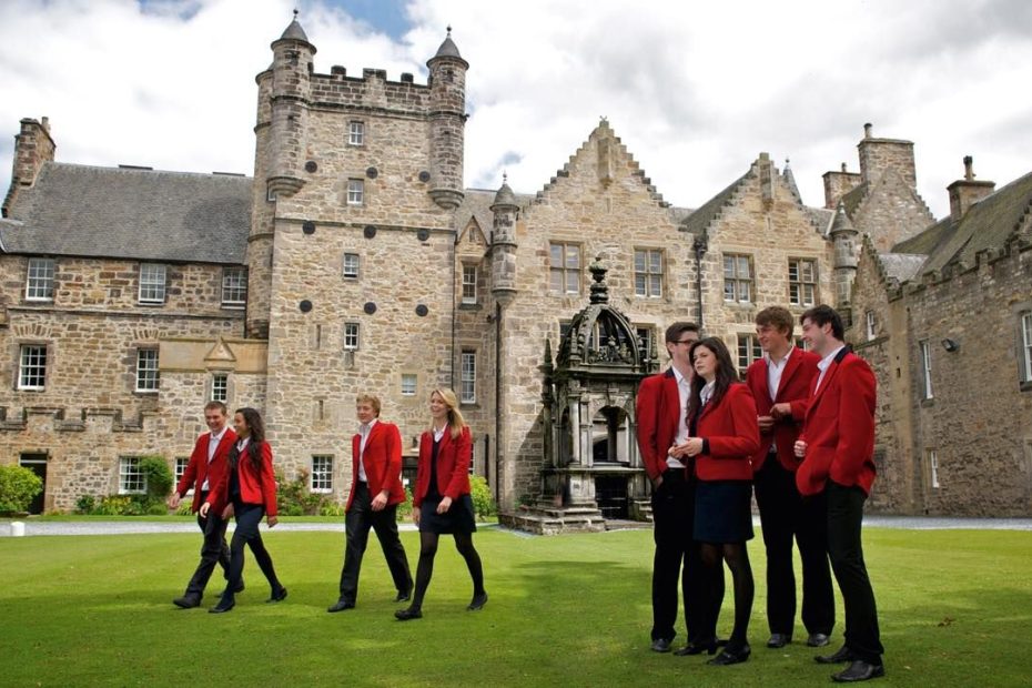 You Can Attend Hogwarts At A Real Castle In Scotland This Summer