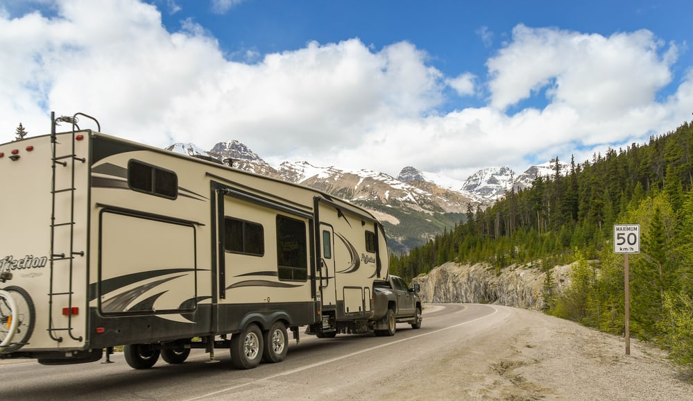 2023 Average Camper Weight (15 Example Campers) | The Roving Foleys