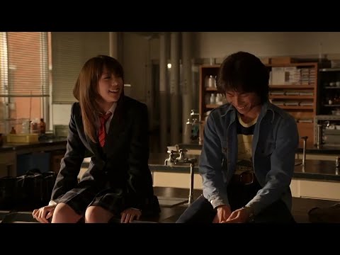 시간을 달리는 소녀 (The Girl Who Leapt Through Time, 2010)